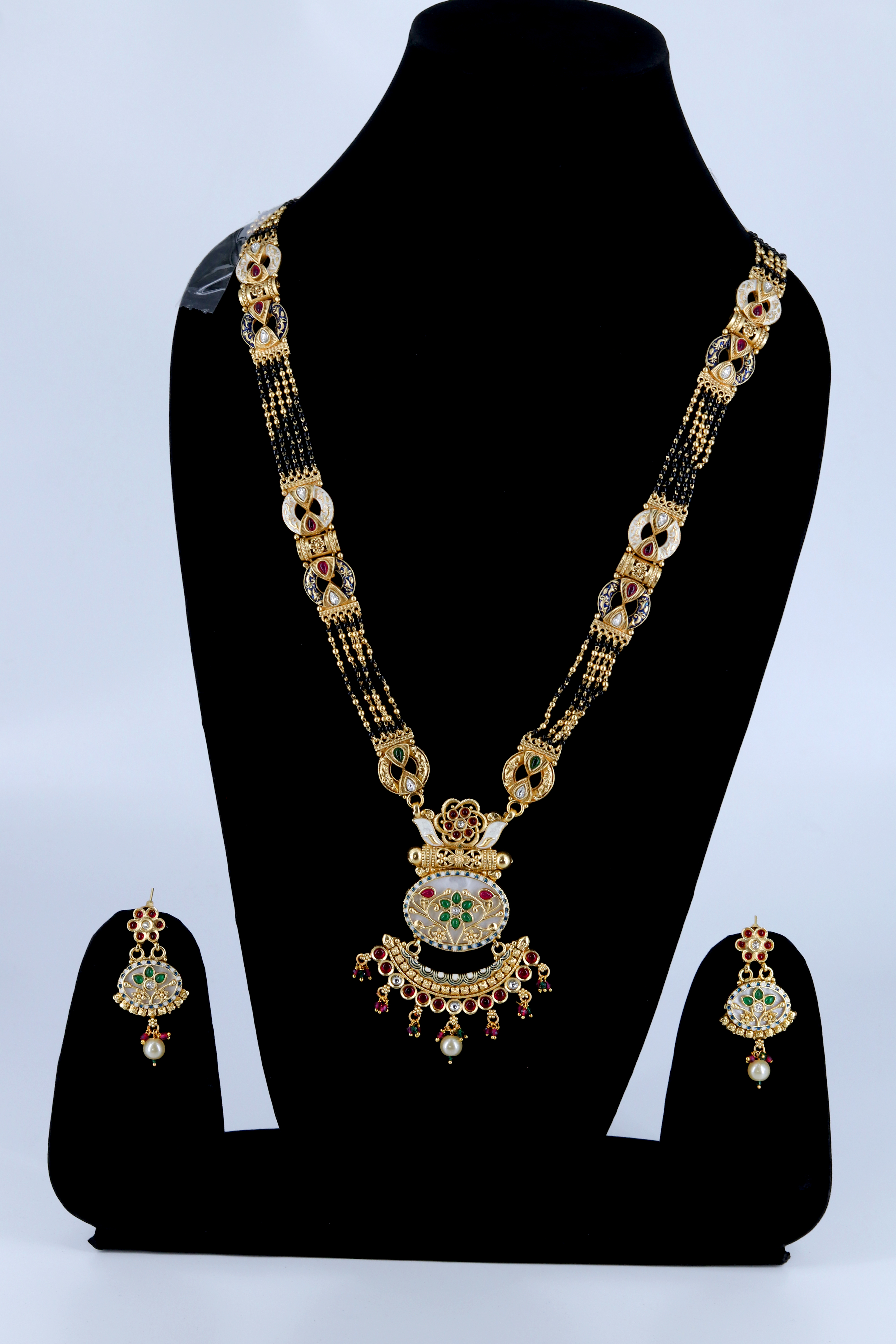 RAJWARI Mangalsutra